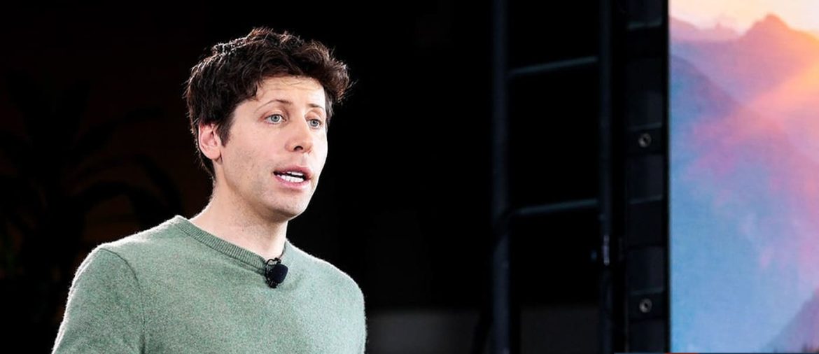 تقرير: OpenAI قد تعيد سام ألتمان إلى منصبه