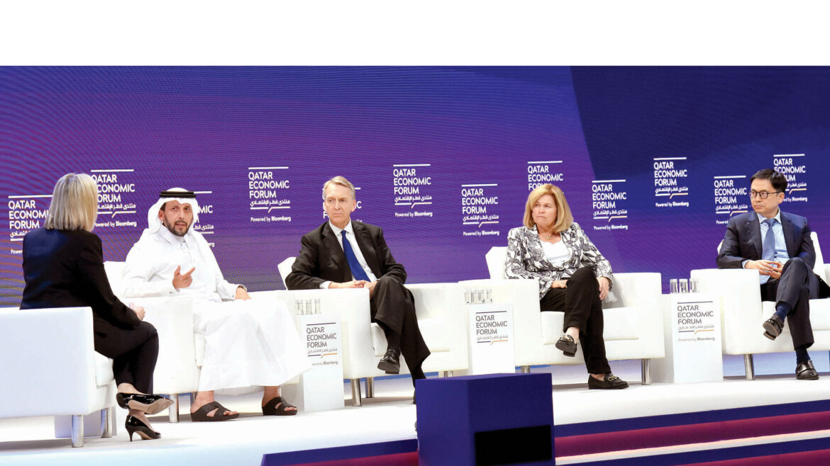 الرئيس التنفيذي لـ«قطر للاستثمار»: الذكاء الاصطناعي أولوية في خططنا