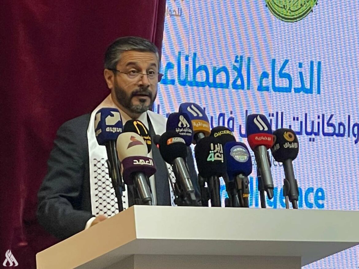 وزير التعليم العالي والبحث العلمي العراقي يحدد 7 إجراءات لدعم الذكاء الاصطناعي