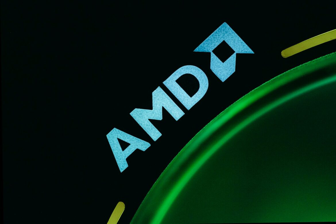AMD تكشف عن معالجات جديدة للذكاء الاصطناعي في محاولة للتنافس مع إنفيديا