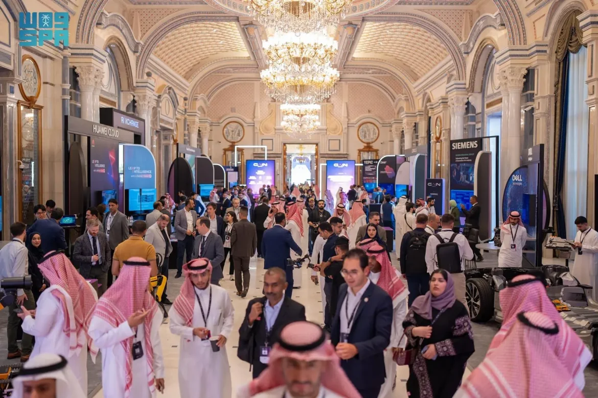 القمة العالمية الذكاء الاصطناعي اليوم الأول: المبادرات التقنية الرائدة في المملكة العربية السعودية