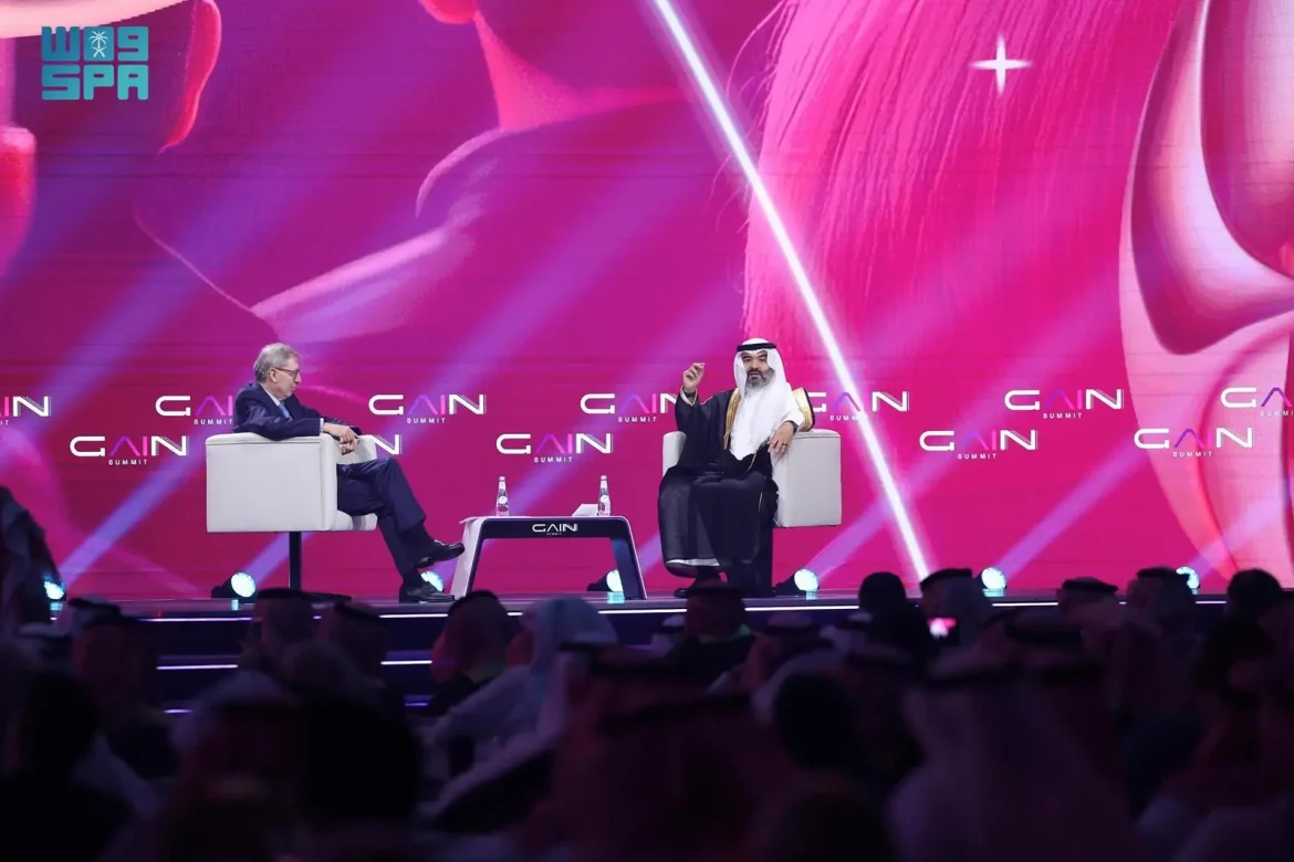 القمة العالمية الذكاء الاصطناعي 2024: تجمع أكثر من 450 خبيرًا من 100 دولة