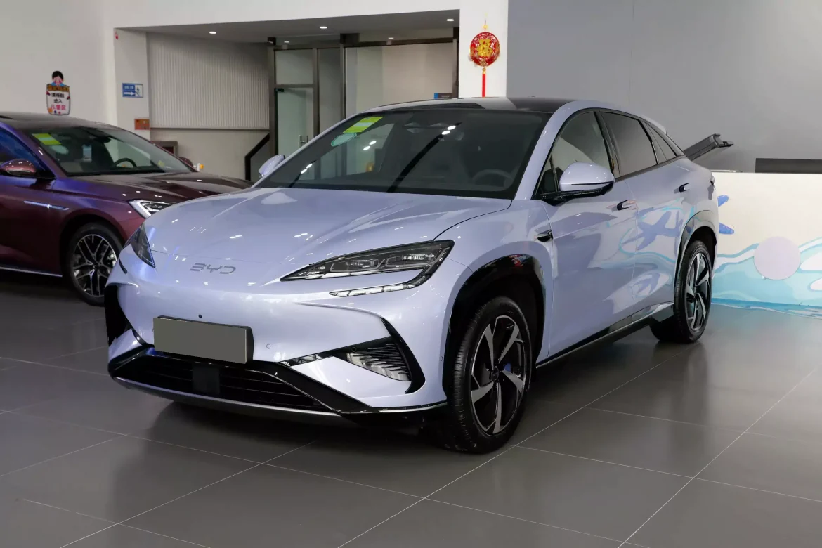 BYD Seal U: السيارة الرياضية متعددة الاستخدامات الكهربائية المثلى لعام 2023 مع أمان ونطاق لا مثيل لهما