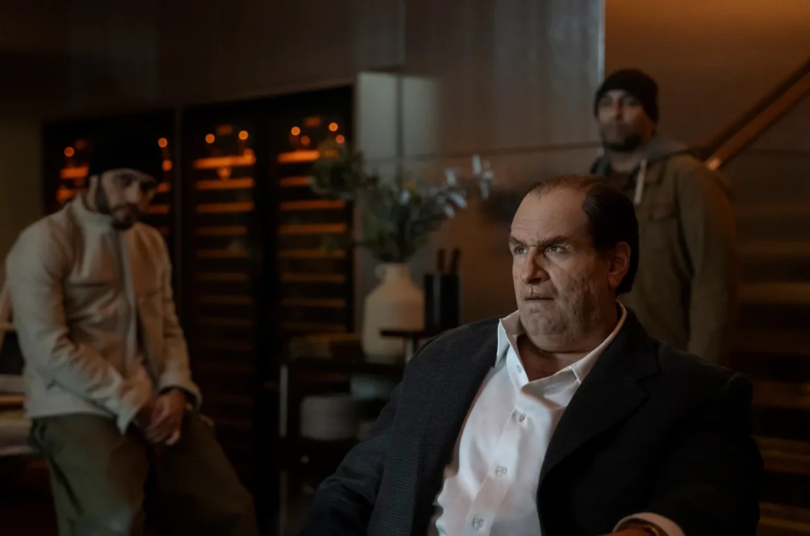 كيف غير الذكاء الاصطناعي المؤثرات البصرية في مسلسل “The Penguin” من HBO | تحول مذهل لمدينة جوثام مع كولين فاريل