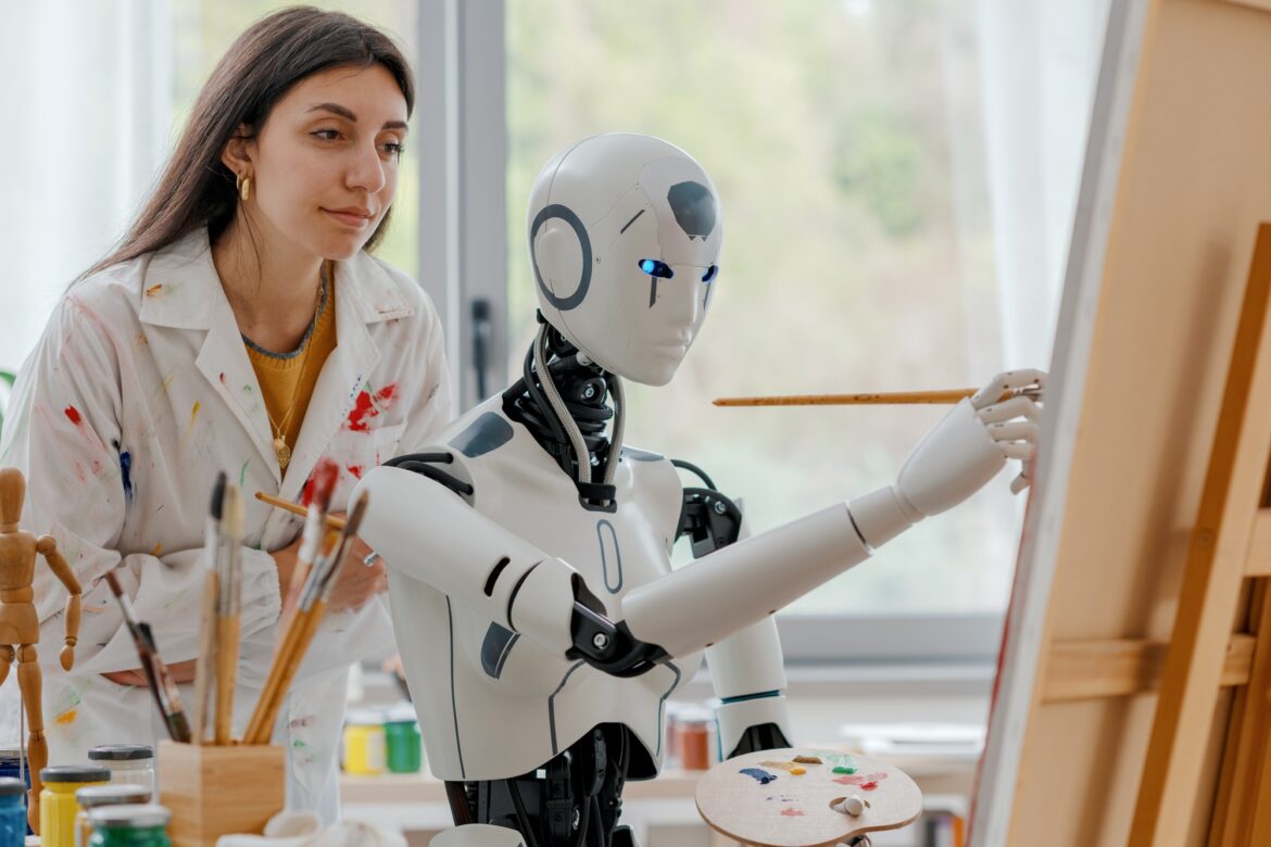 Creative AI robot learning how to paint on canvas تطبيقات تكنولوجيا الذكاء الاصطناعي في تدريس الفنون