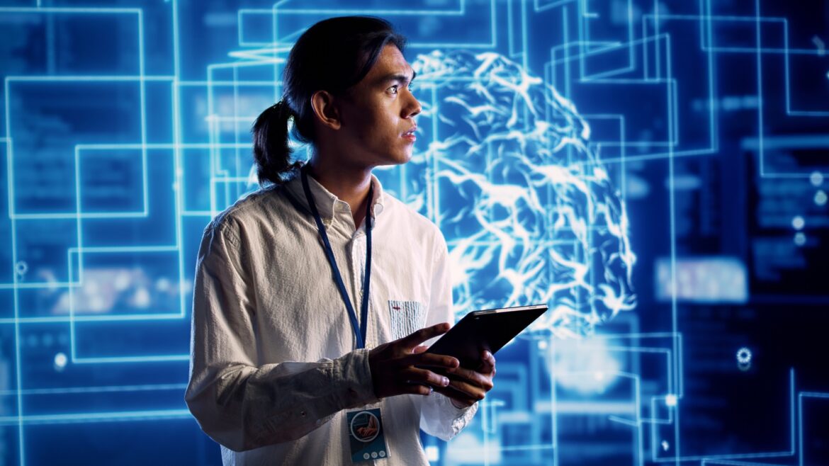 Developer working with AI الذكاء الاصطناعي وتحليل البيانات