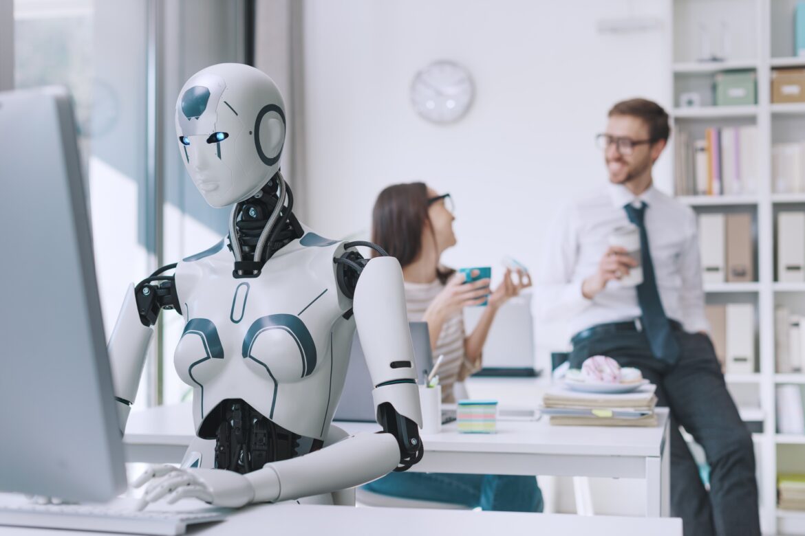 Efficient AI robot working and lazy employees مستقبل العمل في ضوء ثورة الذكاء الاصطناعي