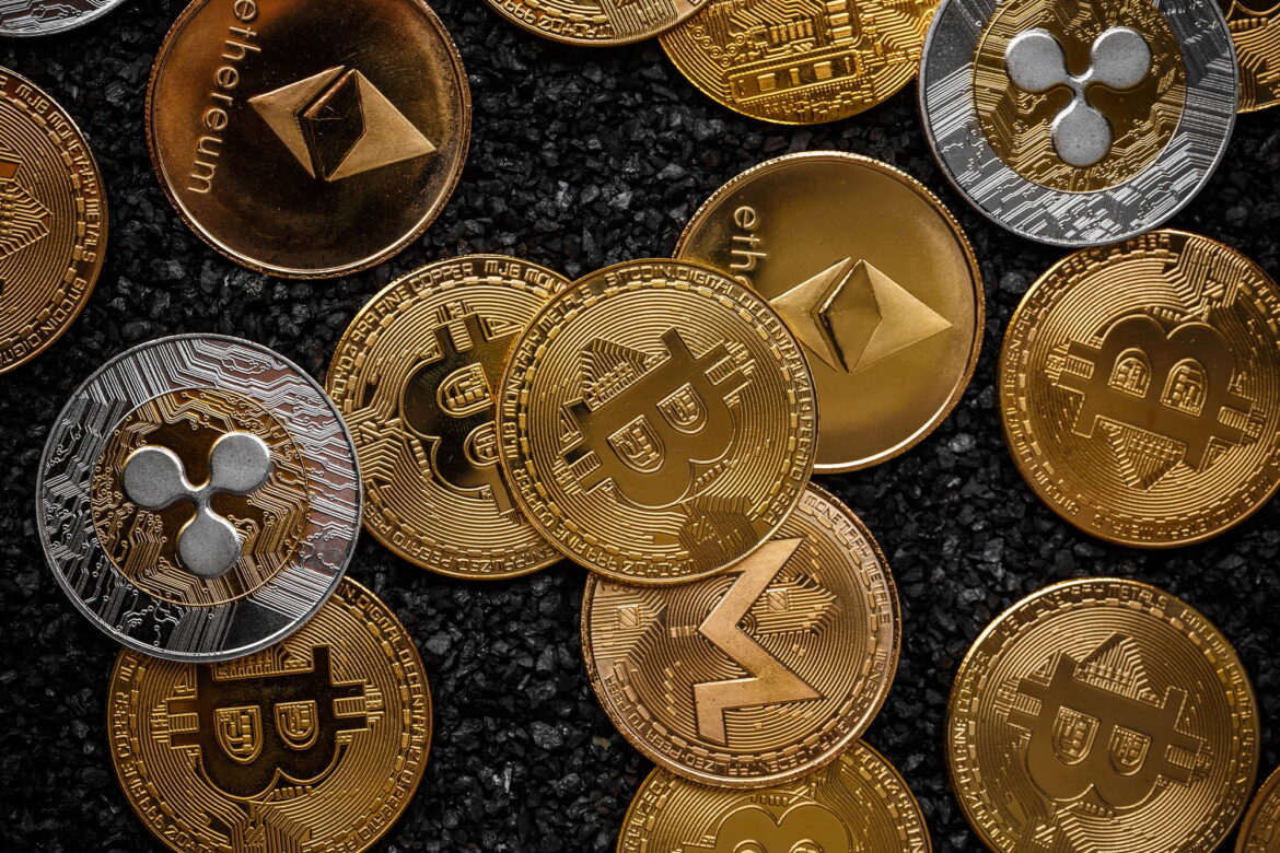 Set of cryptocurrencies العملات المشفرة