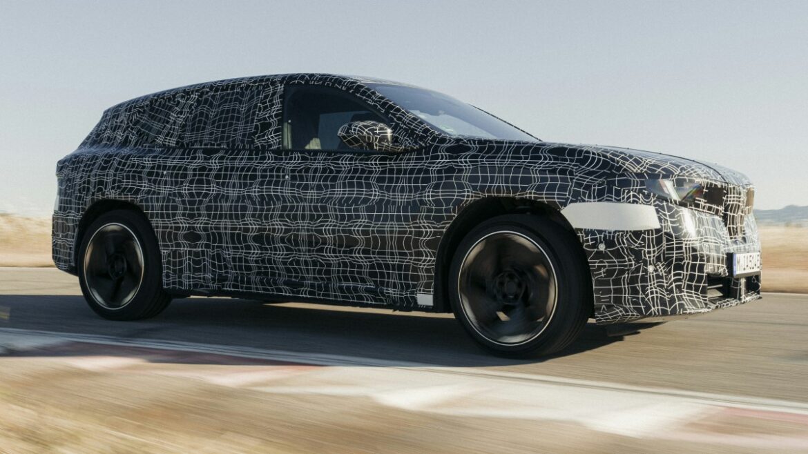 346346 بي إم دبليو تكشف عن تفاصيل طراز iX3 ونظام الشحن الجديد