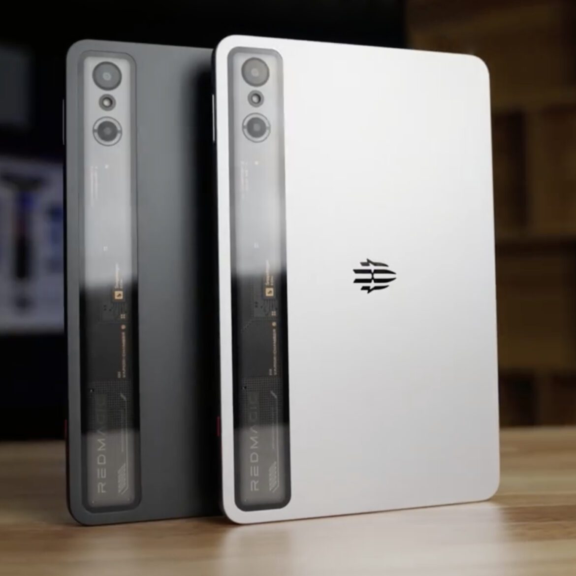 redmagic-gaming-tablet-3-pro-promotional-video-kv.jpg اكتشف لوح الألعاب RedMagic Gaming Tablet 3 Pro: ثورة في عالم الألعاب!