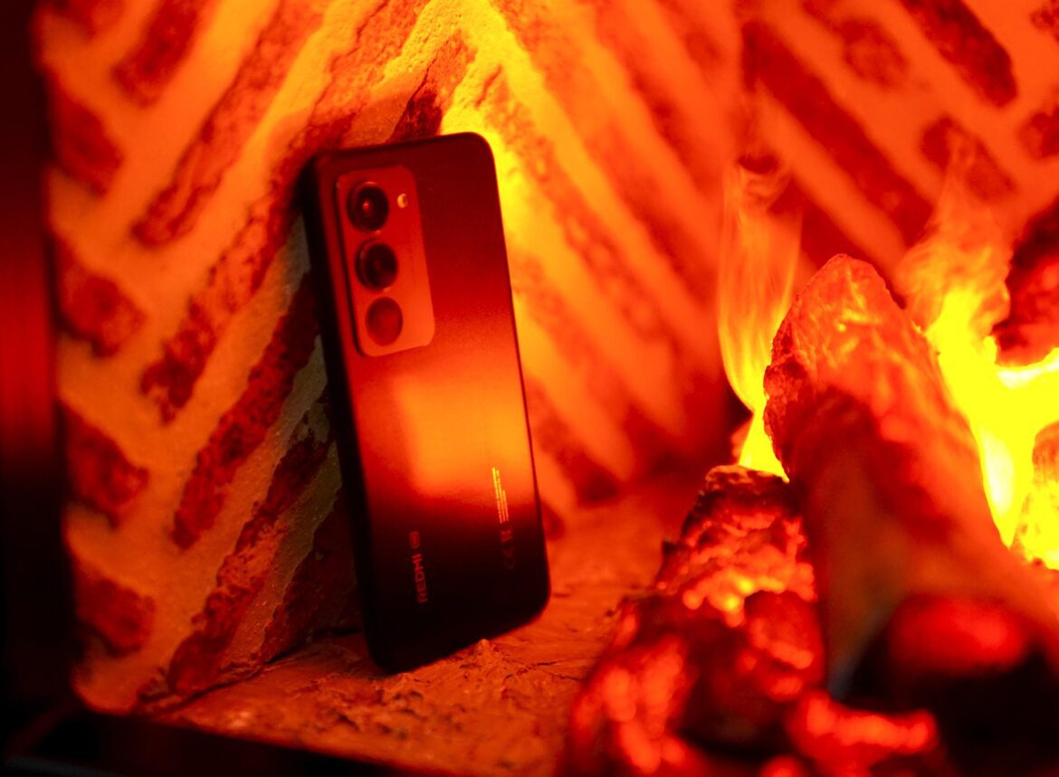 Smartphone_Xiaomi_Redmi_15_im_Test.jpg