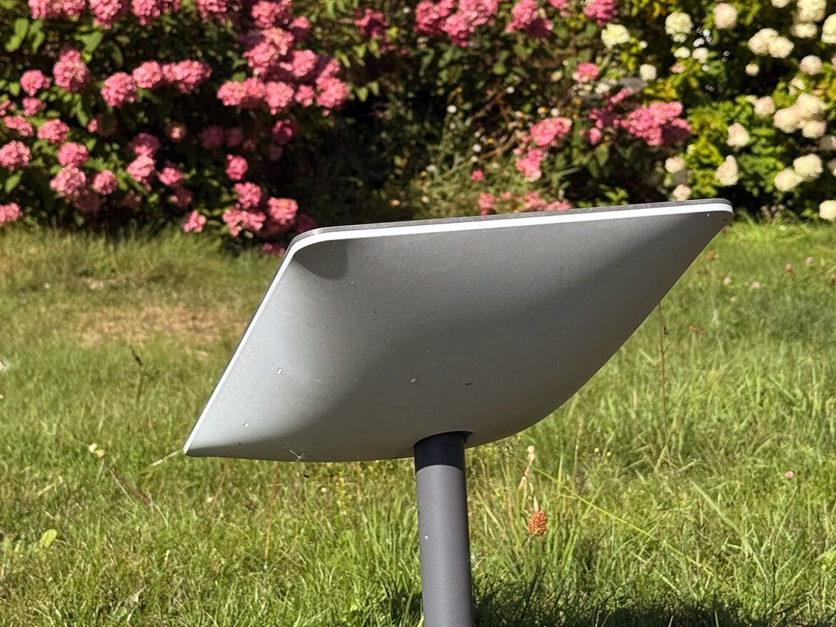 starlink-dish.jpg