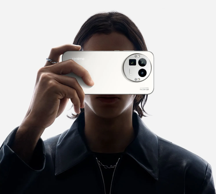 ريلمي GT 8 برو