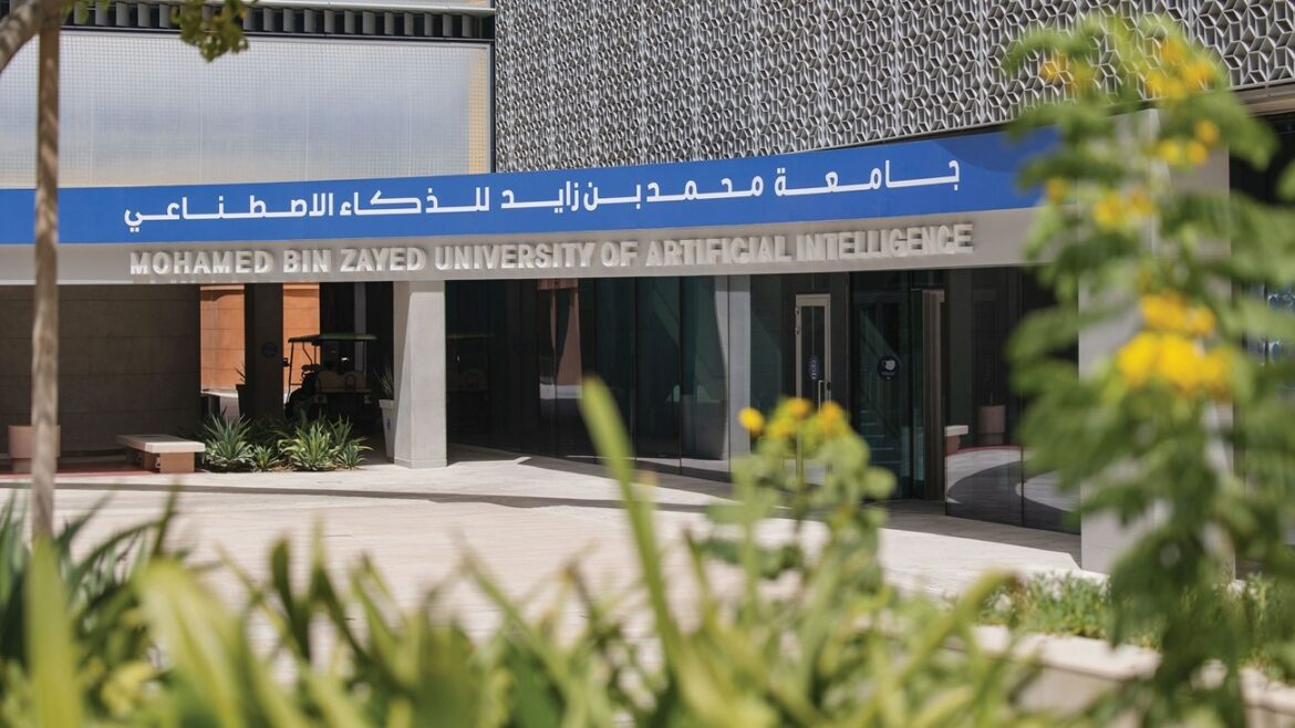 جامعة محمد بن زايد تحتفي بإنجازات كوادرها البحثية في يوم المرأة العالمي