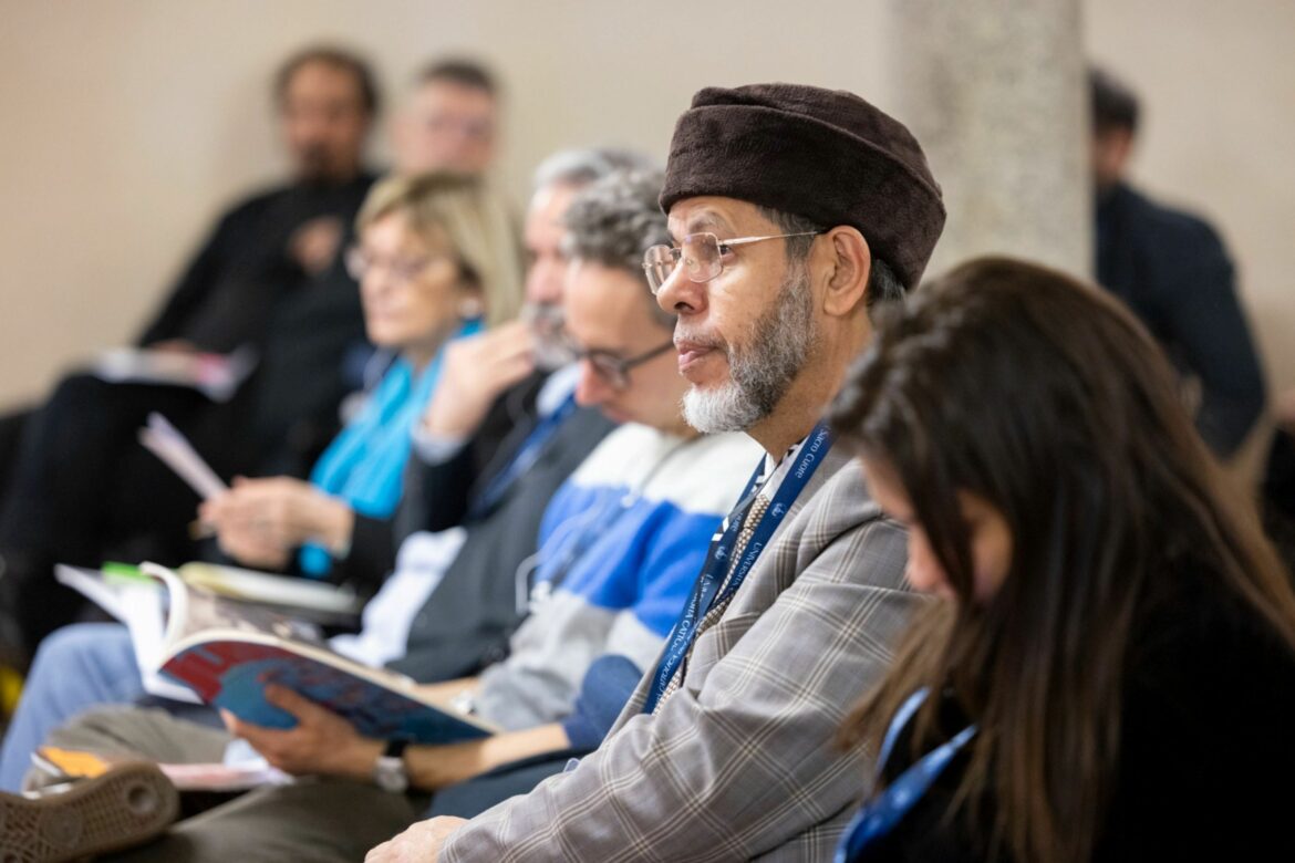 معرض ميلان يشهد تطورات الذكاء الاصطناعي لـ مجمع اللغة العربية في الشارقة