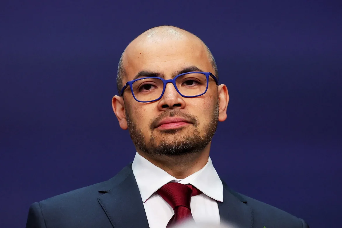 ديميس هاسابيس