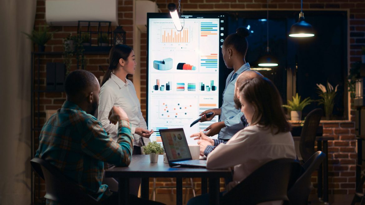 ثورة في تحليل البيانات: 6 أدوات ذكاء اصطناعي لا غنى عنها!