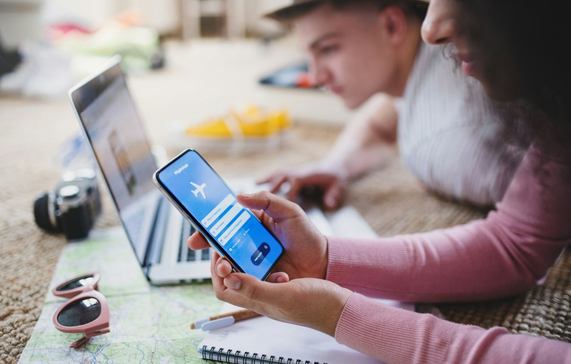 بوكينج: الذكاء الاصطناعي يرفع معدل التصيد الاحتيالي بنسبة تصل إلى 900%