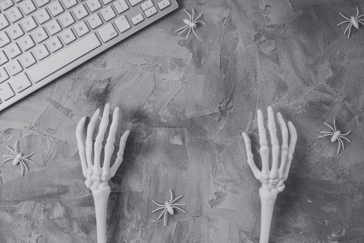 نظرية الإنترنت الميت: هل تهيمن الروبوتات على حركة المرور عبر الإنترنت؟