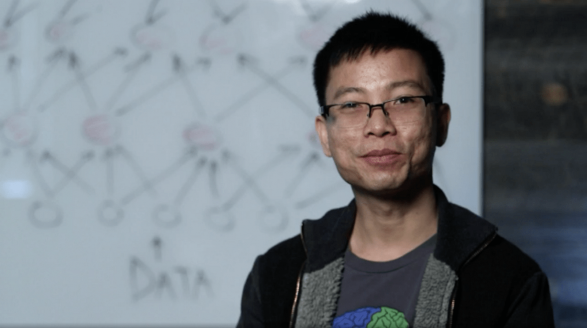 من هو Quoc V. Le؟ تعرف على عالم الذكاء الاصطناعي الرائد