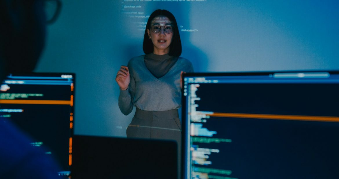 صعود المؤثرين بالذكاء الاصطناعي: جبهة جديدة في تسويق وسائل التواصل الاجتماعي