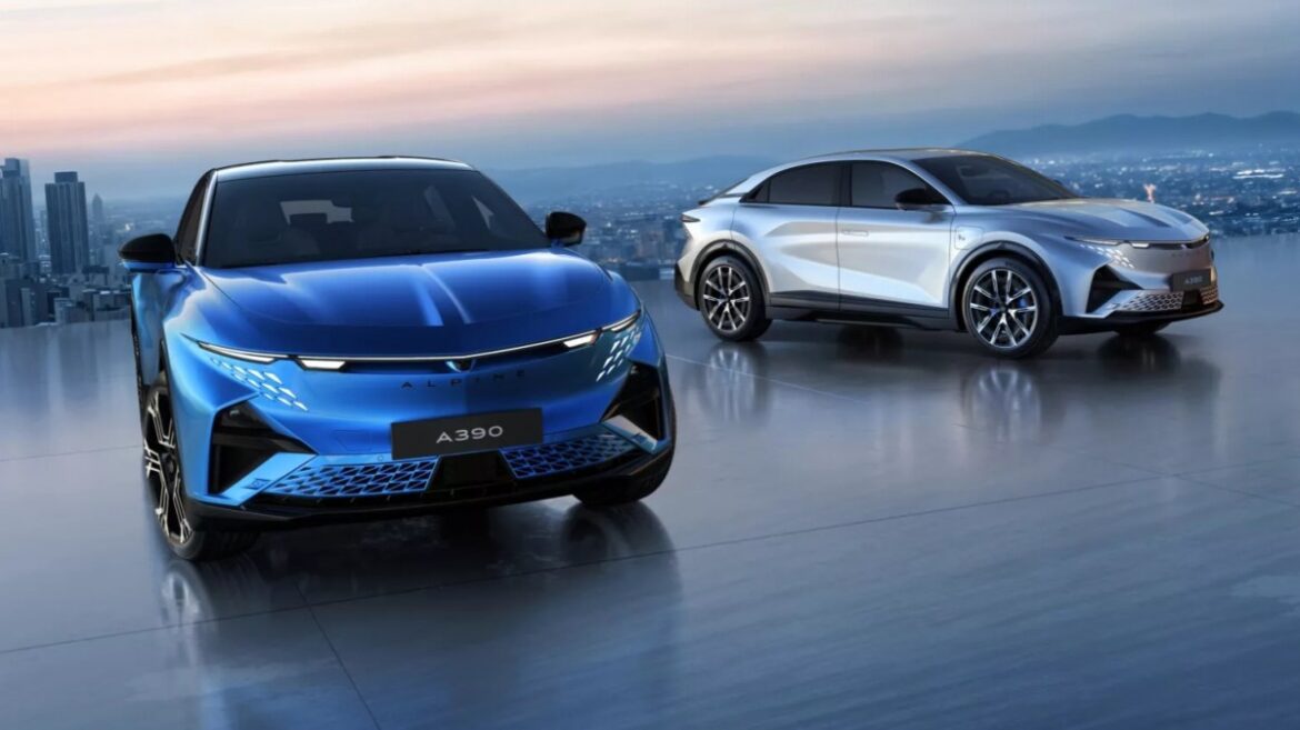 ألپين تكشف عن A390 الكهربائية: أداء رياضي وتصميم عملي