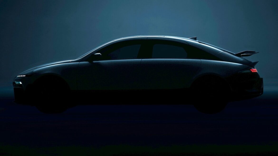 هيونداي تكشف عن أول لمحة من أيونيك 6 N الجديدة: تصميم وثورة في الأداء!