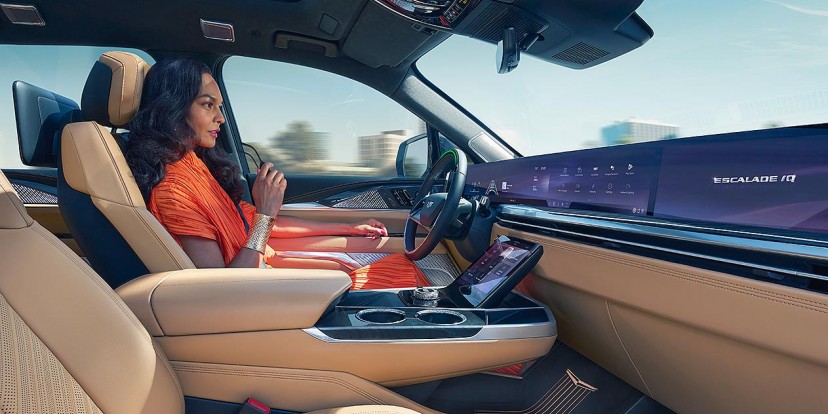 جنرال موتورز تلغي CarPlay في جميع سياراتها: تحول كامل نحو التقنية الذاتية 