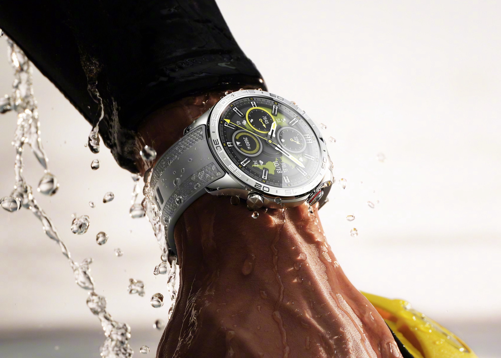 ساعة Honor Watch 5 Pro: شاشة جديدة مع مراقب ضغط الدم وبطارية 15 يومًا 