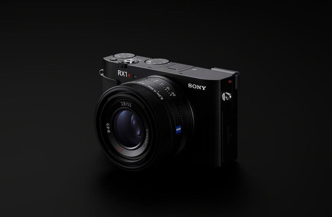 سوني تطلق RX1R III في الهند: مستشعر 61 ميجابكسل وعدسة ZEISS 35mm 