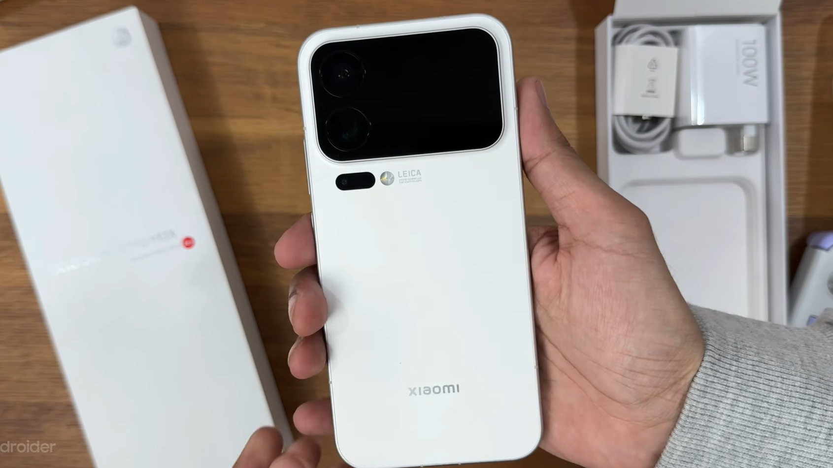 مفاجأة بطارية Xiaomi 17 Pro Max: 7500mAh تخيب أمام iPhone 17 Pro Max 
