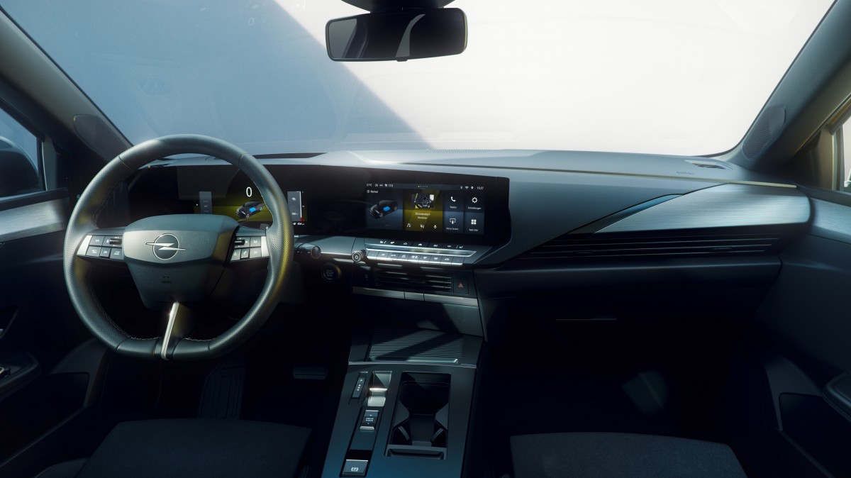 أوبل أسترا بتصميم جديد