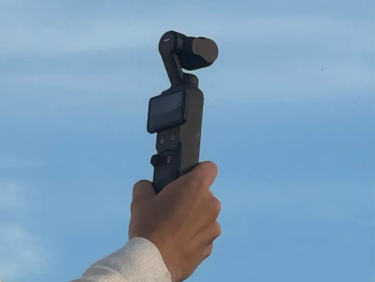 DJI Osmo Pocket 4