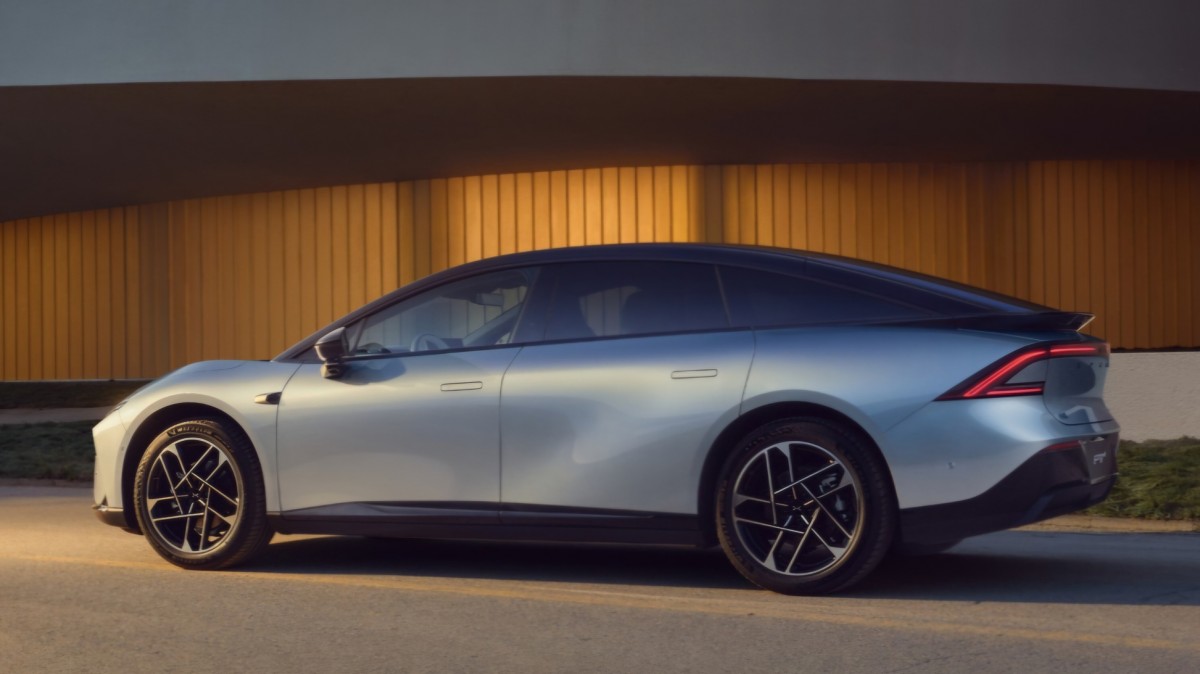 إكس بنغ توسع آفاقها مع 2026 P7+ EREV