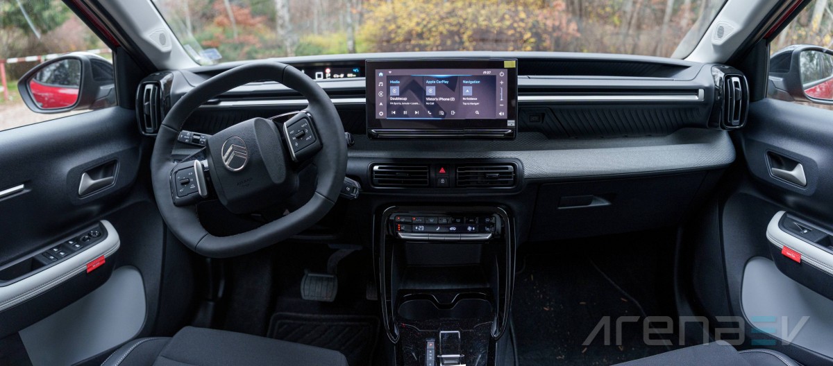 داخل سيتروين e-C3