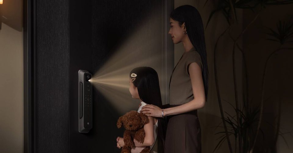 شياومي تطلق القفل النهائي: رؤية ذكية، شاشة مدمجة ووسائل متعددة لفتح القفل. شياومي تطلق القفل النهائي: رؤية ذكية، شاشة مدمجة ووسائل متعددة لفتح القفل.