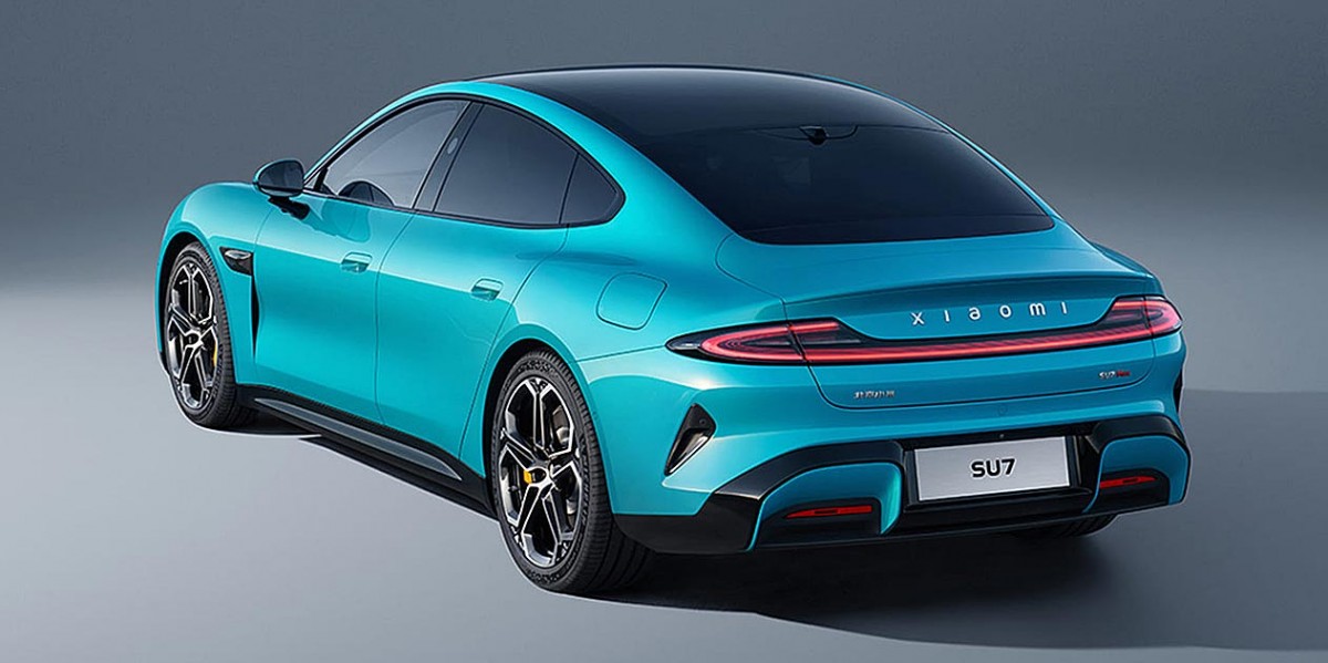شياومي تحقق إنجازًا كبيرًا بتسليم 400,000 سيارة كهربائية في 2025