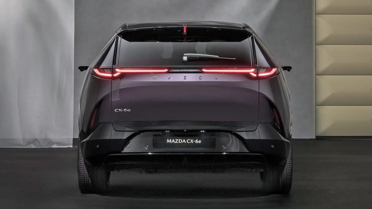 2026 Mazda CX-6e - المصدر: مازدا