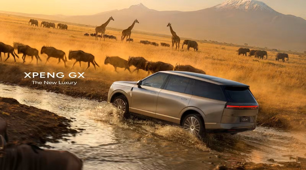 Xpeng showcases a new six-seat GX SUV
