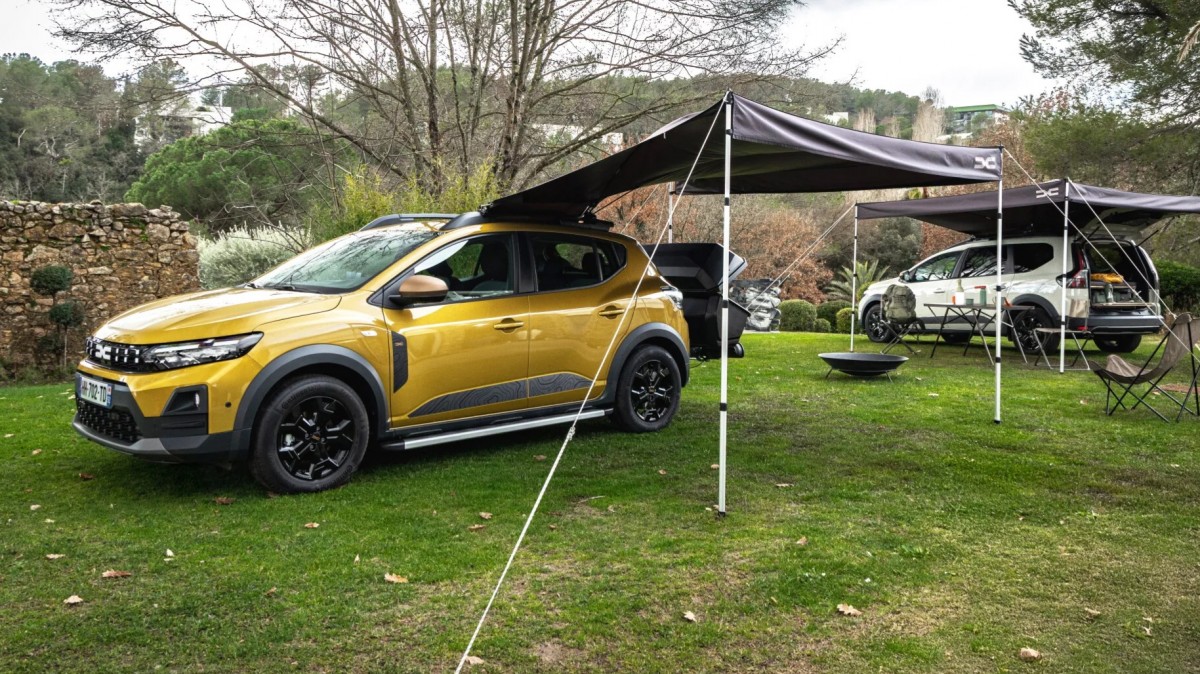 InNature awning works with every Dacia
