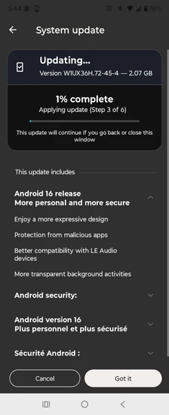 Motorola Razr 2024 Android 16 update