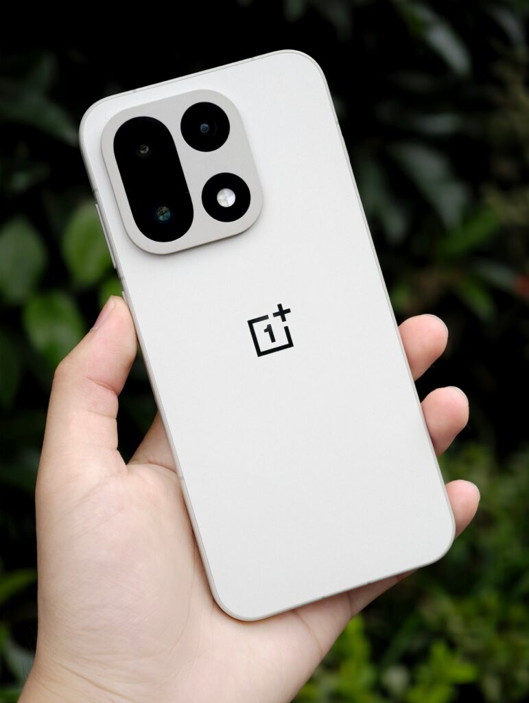 OnePlus 15