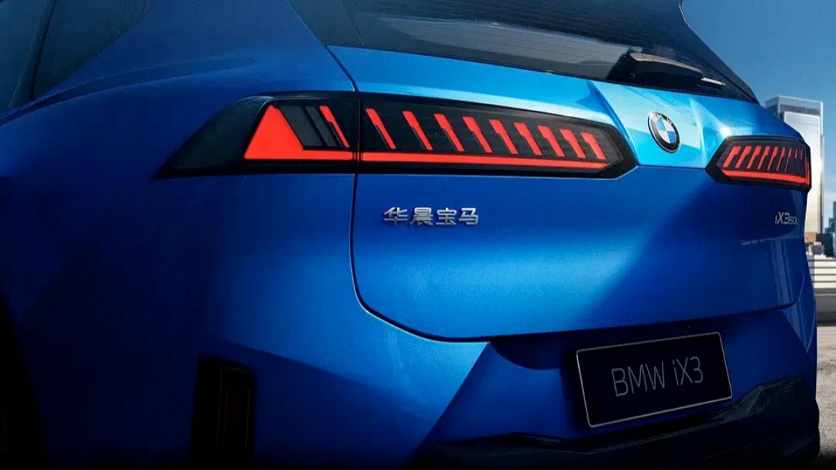 China-only BMW iX3 Long Wheelbase