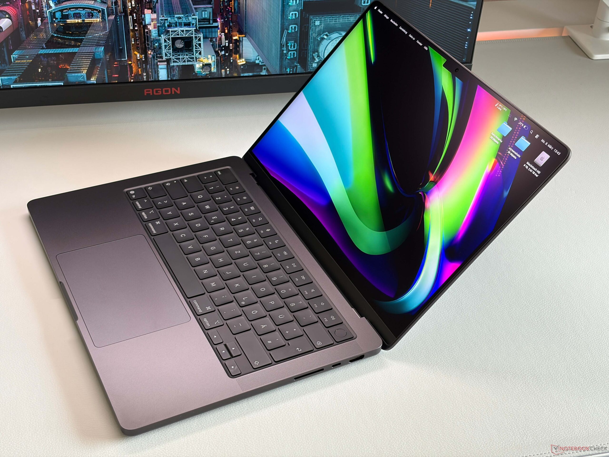 ماك بوك برو 14 M5 ماكس: عيوبه لا تنفي تفوقه في الأداء