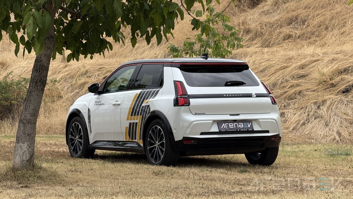 We tested the new Renault 5 - the real-life range is surprising