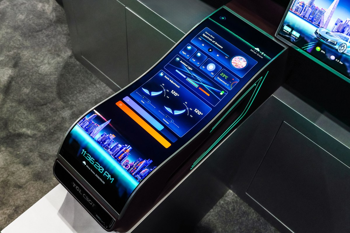 TCL CSOT unveils new screens for future electric cars
