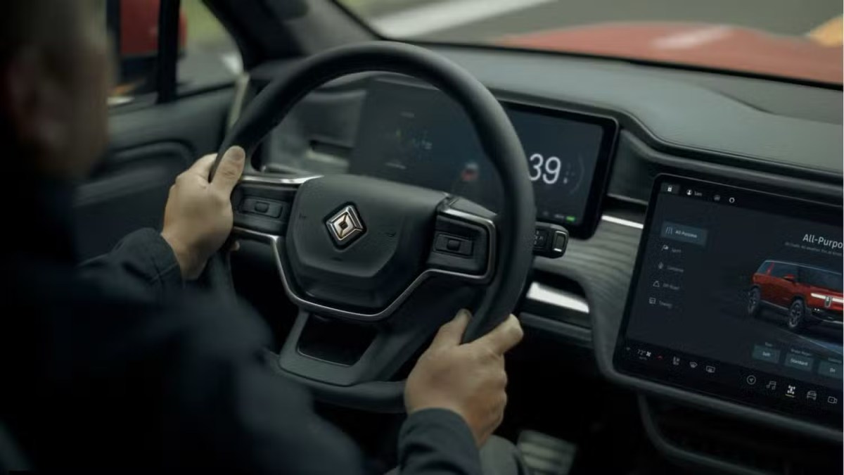 Rivian rejects Apple CarPlay and bets heavy on AI for future electric cars